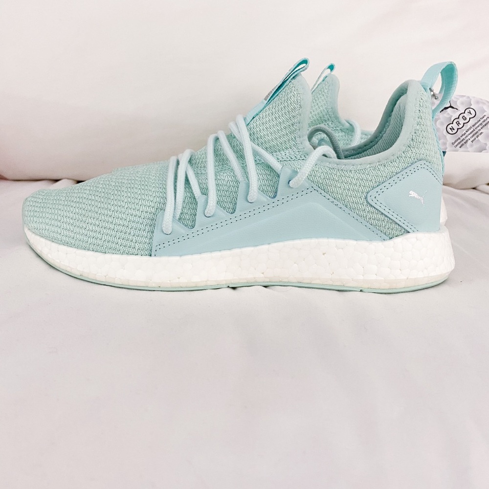 Women’s Puma Sneakers